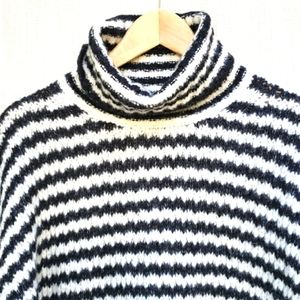 Everlane Alpaca Sweater Like New Condition